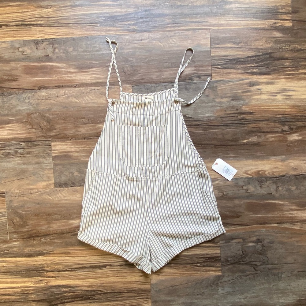 Billabong Romper.